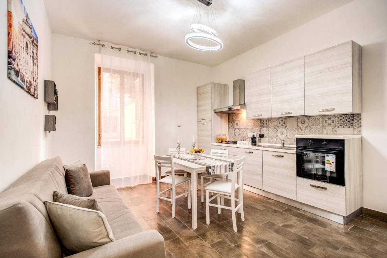 Laura Luxury Apartment In The Center Rome Exterior photo